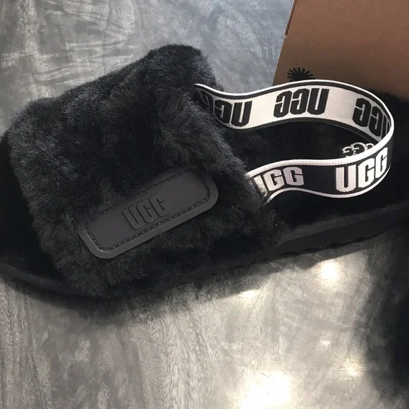 BNWOT UGGS K DISCO SLIDE - Picture 2 of 7